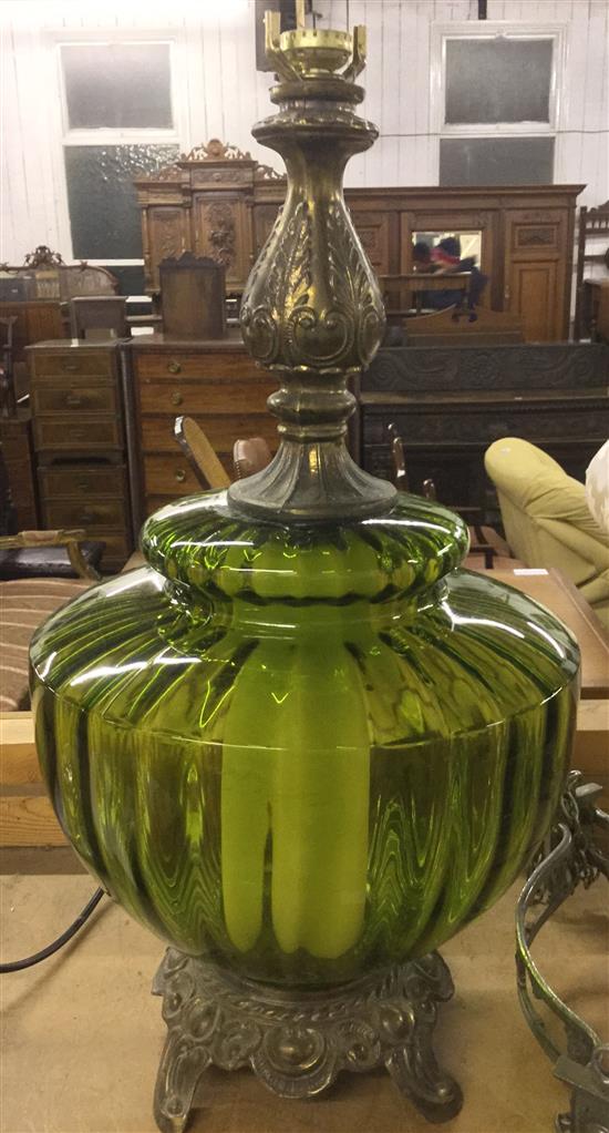 Large oil lamp & light fitting